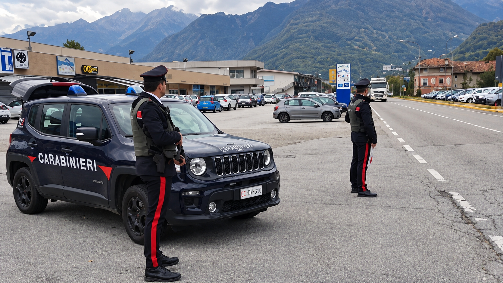 Shqiptari dhe italiani hiqen si policë, mashtrojnë një person