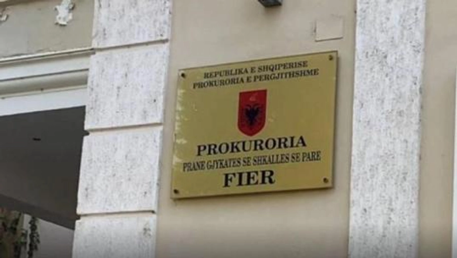 ‘Falsifikim dokumentesh e pastrim parash’/ Sekuestrohen 2.6 mln euro dhe një ‘Bentley’ në Fier, ja kujt i përkasin