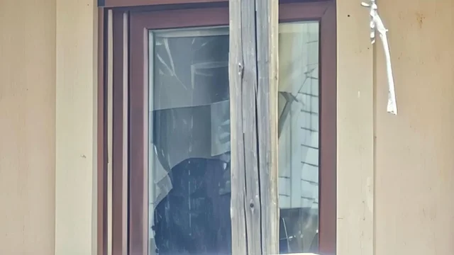 E rëndë në Greqi/ 32-vjeçari plagos me thikë ish-gruan dhe partnerin e saj shqiptar