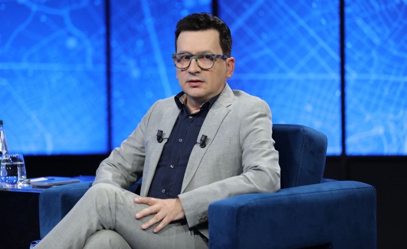 "Videot pornografike krim i përsëritur", Spahiu: Alibia që e filmuan, si të mohojë pistoletën në krevat që s’është e tij