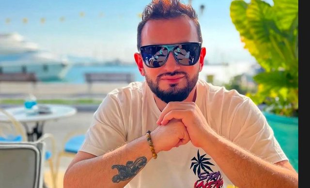 Skandali me videot intime, gazetari Elton Tozaj deklaratë me shkrim për policinë: S’i kam publikuar unë, mi sollën në WhatsApp