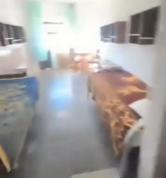 “Gjendje lufte”/ Studentja nga Kosova denoncon kushtet në godinat e vjetra të Qytetit Studenti