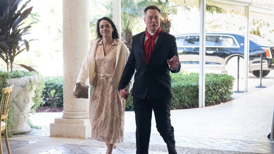 Një javë pasi ia shprehi dashurinë me një mesazh - Elon Musk e lë gruan me të cilën ka katër fëmijë