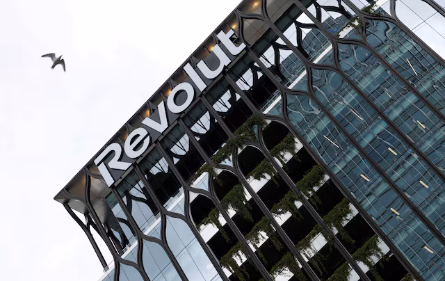 Revolut tashmë vlen 115 miliardë dollarë dhe po sfidon bankat tradicionale europiane