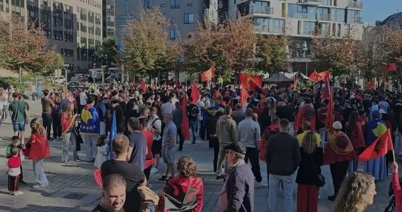 “Jo në emrin tim”/ Dënimi i ish-krerëve të UÇK-së nga Haga me 81 vite burg, protestë në Bruksel