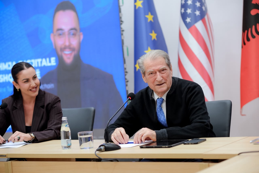 Berisha: 75 milionë euro për inteligjencën artificiale, zero ekzistencë! 6 milionë për Diellën, e cila bëhej dhe me 100 euro