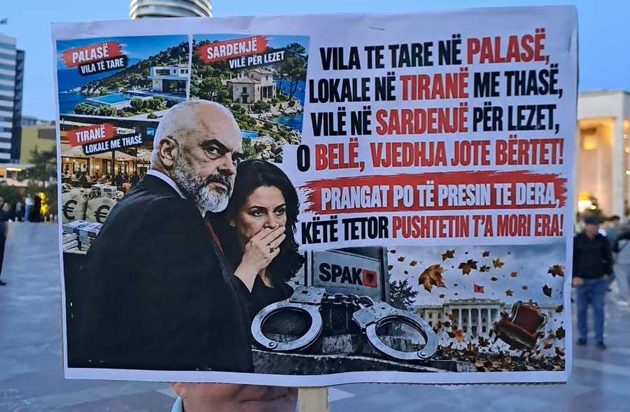 FOTOLAJM/ 128 ditë rezistencë mes pankartave: Bela prangat të presin te dera, pushtetin ta mori era