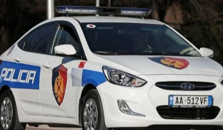 U vodhi me dhunë varëset e floririt dy qytetarëve në Durrës, në pranga 40-vjeçari