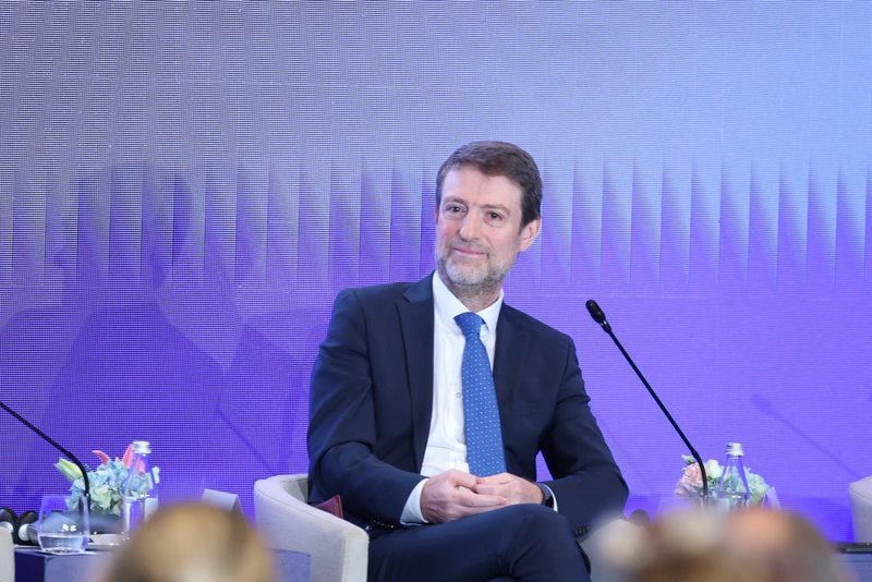 Hoxha uron presidenten e re të Kosovës: Interesi i qytetarëve dhe i shtetit, mbi çdo ndarje politike