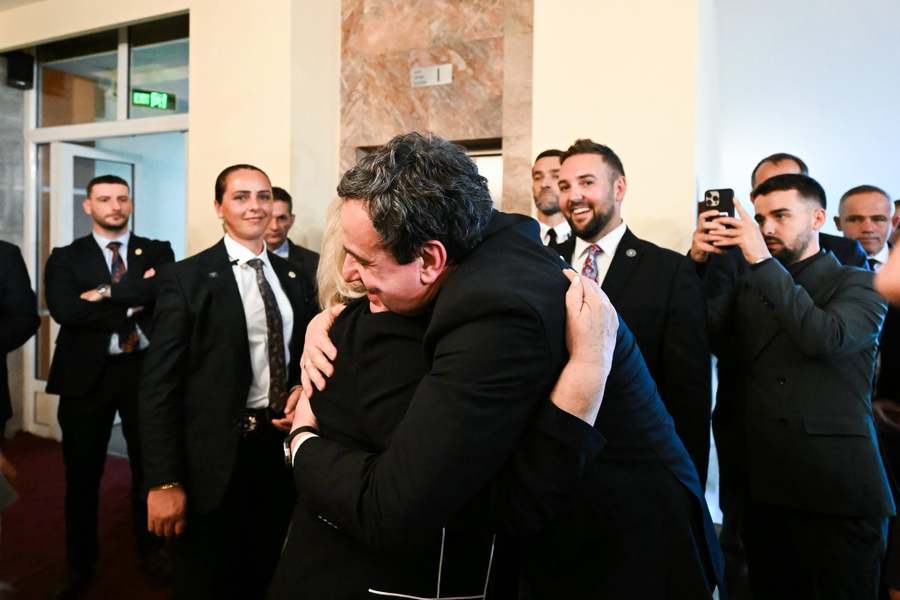 'Tash kemi shumë punë përpara' - Kurti reagon pasi zgjedhjes së presidentes Justina Shiroka-Pula