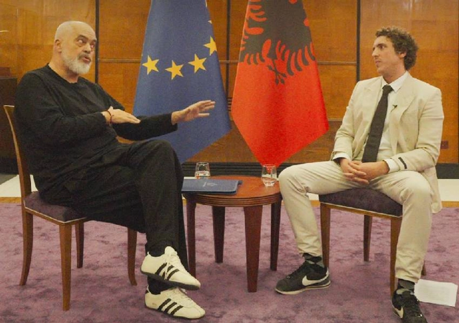 Rama braktis intervistën me gazetarin amerikan - E pyetën për korrupsionin, pastrimin e parave dhe trafikun e drogës 