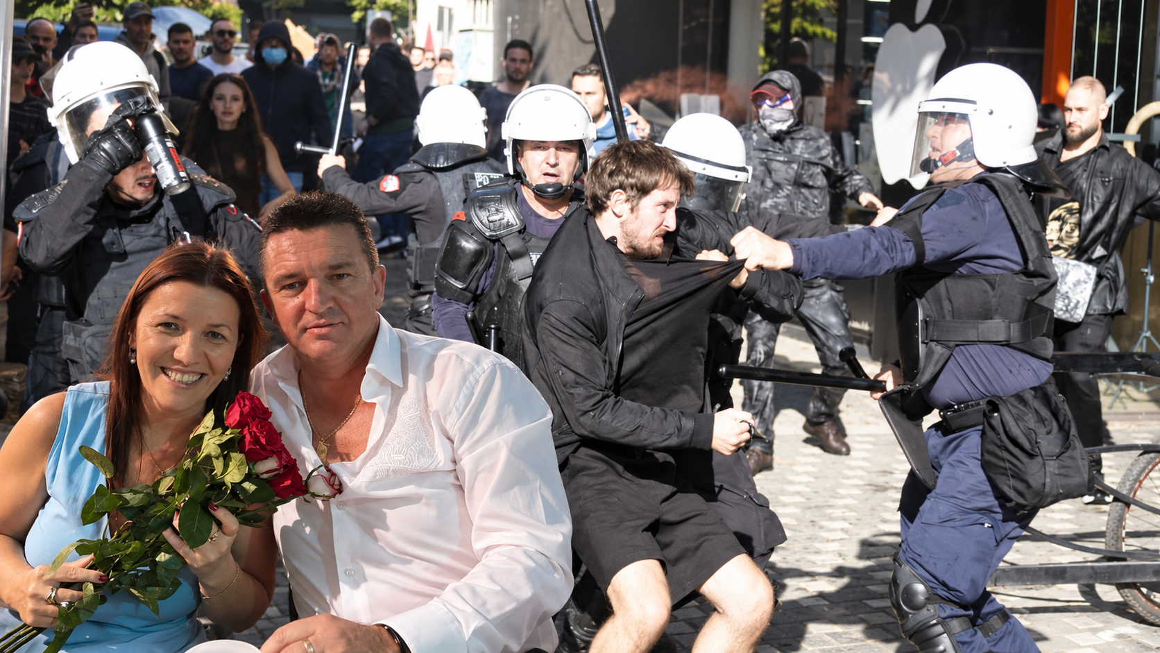 Për protestuesit do të vendos burri i socialistes dhe gruaja e shefit të operacionales