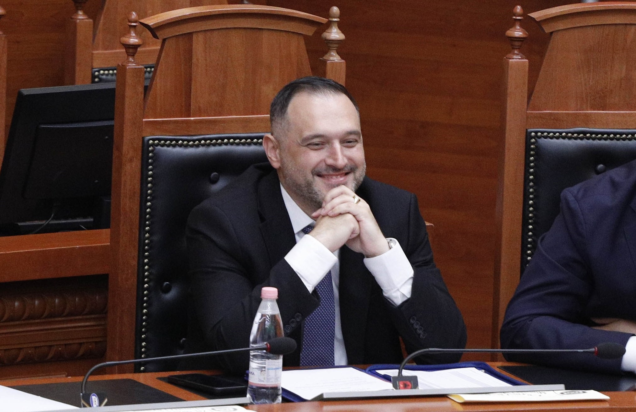 ministri i mbrojtjes ermal nufi