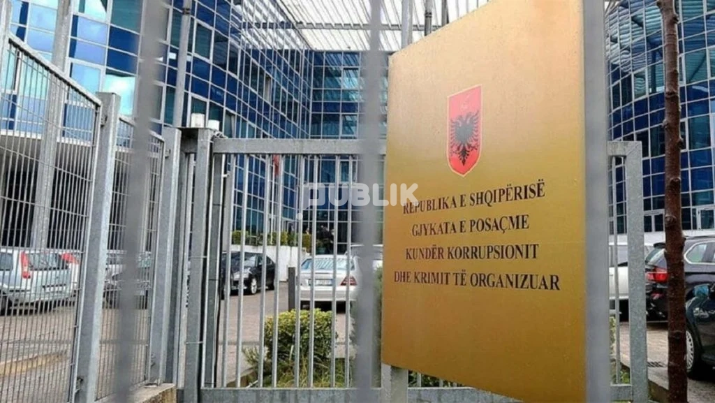 Ndalimi i celularëve, avokatët bojkotojnë seancat në GJKKO