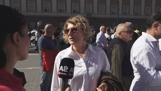 Pedagogia e Drejtësisë, bashkëshortja e të ndjerit Olldashi mesazh Ramës: Bursën ua jep ligji