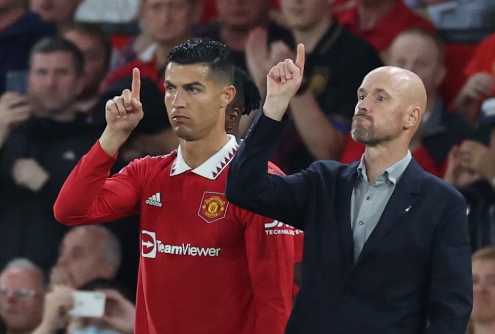 Ten Hag: Treshja e Madridit përhapi “kluturë toksike” në Manchester!