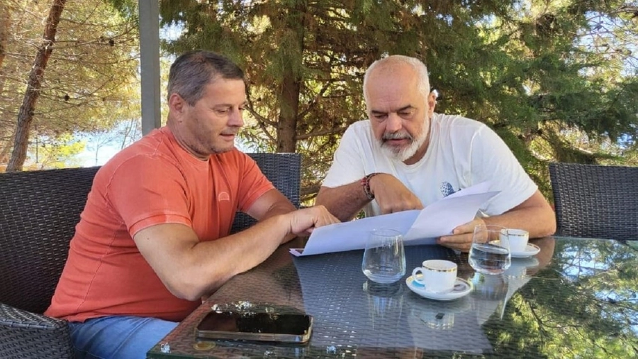 Berisha: Padrino ngarkon Pjerin Ndreun me të birin të krijojë partinë rezervë të Partisë së Krimit!