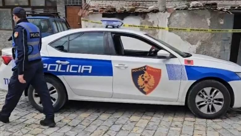 Sherr në Gjirokastër, i riu plagos me mjet prerës 43-vjeçarin. Arrestohet 20-vjeçari, dy të tjerë hetohen në gjendje të lirë