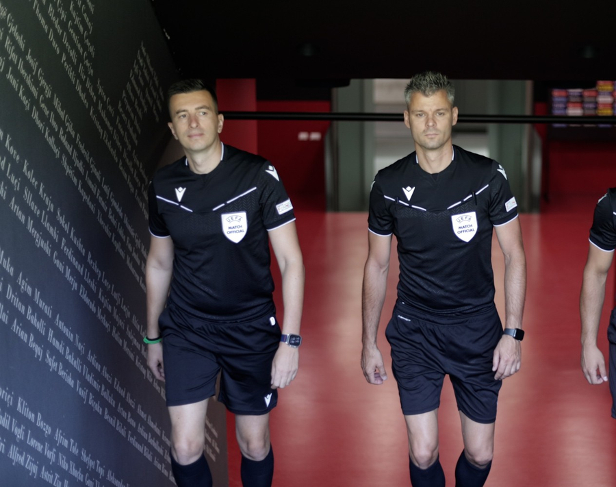 Juxhin Xhaja kthehet të arbitrojë në Europë, UEFA e cakton me Jorgjin në duelin e skuadrës që sapo ndali Egnatian