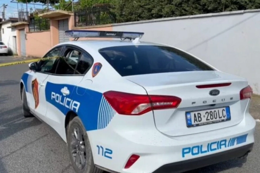 Fier/ Edukatorja e kopshtit shtetëror rreh 4 vjeçarin, dhunohet nga mamaja e fëmijës
