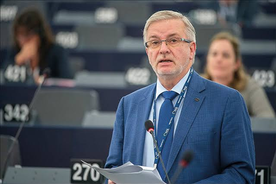 'Krimi nuk lejon rotacionin në Shqipëri’/ Eurodeputeti: Shqetësimet e protestuesve prekin thelbin e integrimit