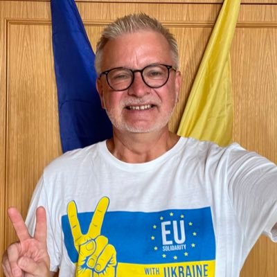 Eurodeputeti gjerman për protestat: “Kam dëshmuar lidhjet mes shtetit, partisë në pushtet dhe krimit të organizuar”