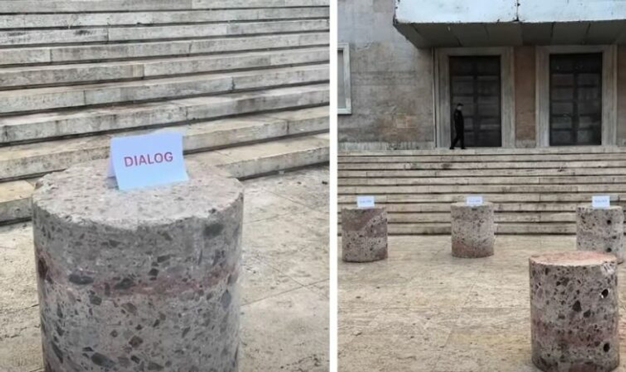 Pasi i thyen karriget e propagandës, Rama tregon dhëmbët rinisë - Banditi ndërron strategji, u kërkon dialog me… ‘gurë’