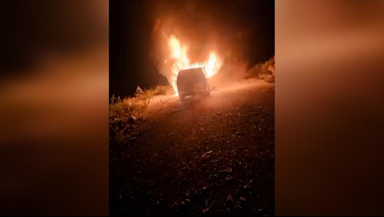 Makina merr flakë në aksin Kardhiq-Delvinë, shoferi 37-vjeçar pëson djegie të rënda