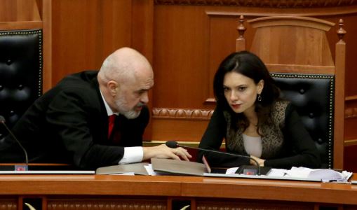 Kritike në rrjetet sociale, por besnike në vota ndaj PS-së, Rama ‘shpërblen’ Spiropalin me postin e ri