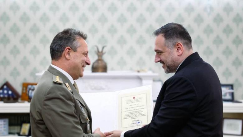 Ndryshon atasheu ushtarak i Italisë në Tiranë, ministri Nufi pret kolonelin Valente: Do të thellojmë bashkëpunimin në mbrojtje