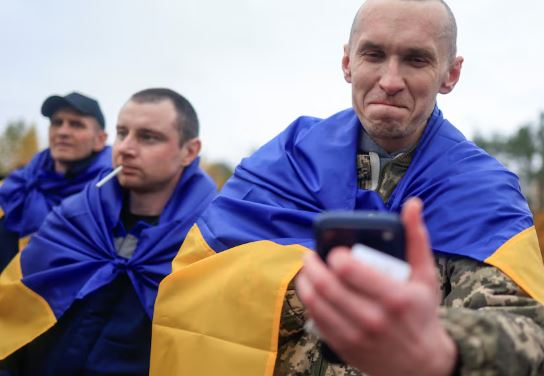 Rusia dhe Ukraina shkëmbejnë nga 270 të burgosur