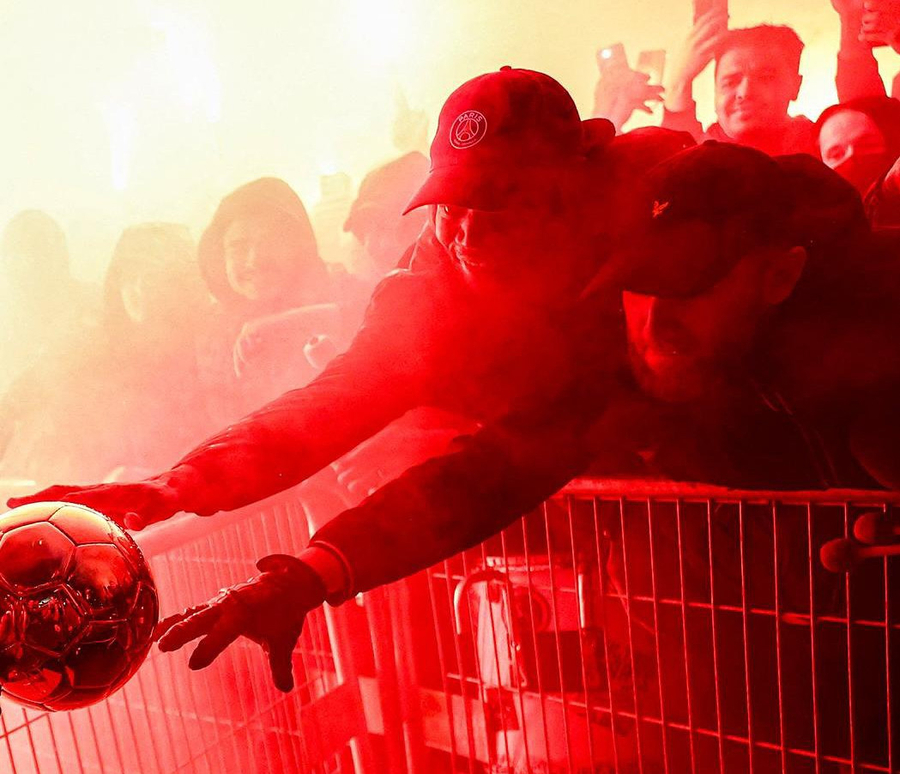 Kaosi i protestave ndryshon gjithçka, PSG mbetet jashtë ‘Topit të Artë’