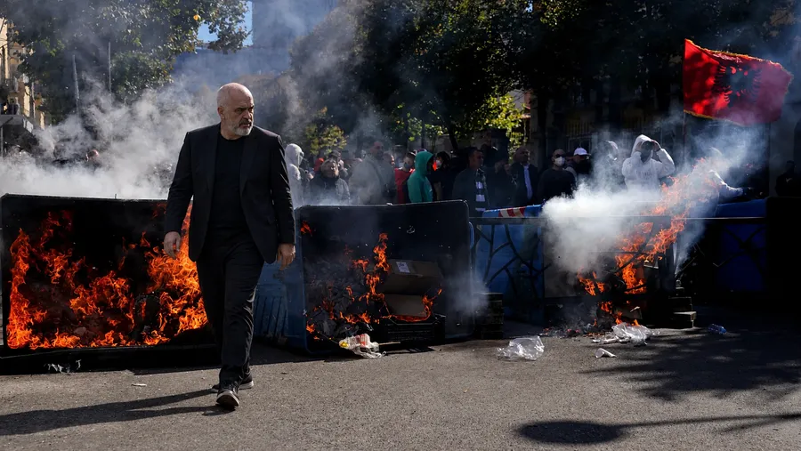 ANTIFA në Shqipëri, mes akuzave dhe fakteve