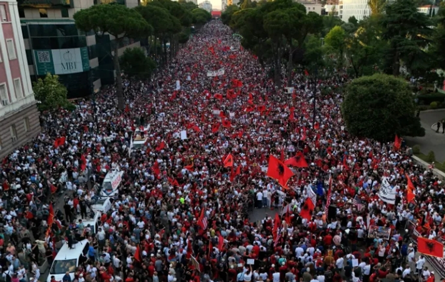 Studentët nuk ndalen/ Sërish protestë rinore sot në orën 14:00 kundër Edi Ramës 