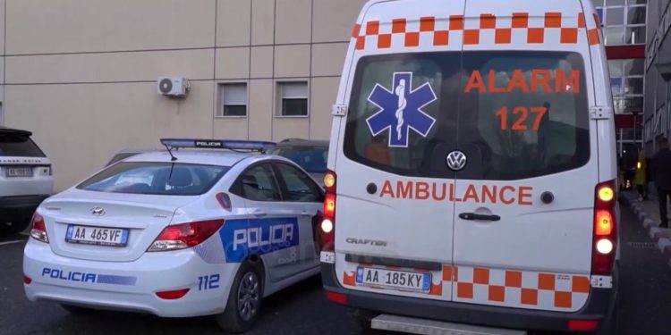 Zjarr në një banesë në Bajzë të Malësisë së Madhe, përfundon në spital 57-vjeçari