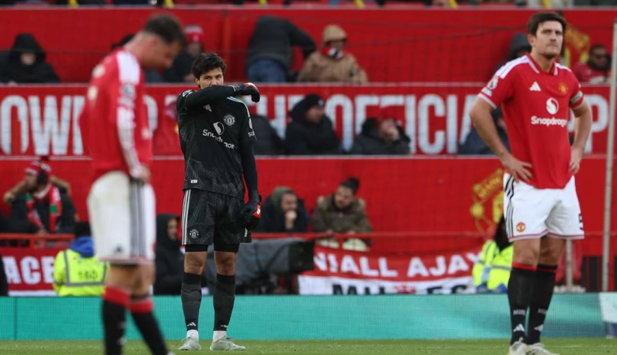 Krizë te Manchester United, Bournemouth fiton 3-0 në ‘Old Trafford’, Carrick ‘në fije të perit’