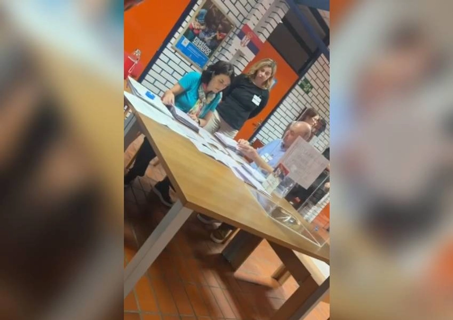 Numërohen rreth 15% e kutive/ Vuçiç në pikiatë, Lista e Studentëve nis revanshin