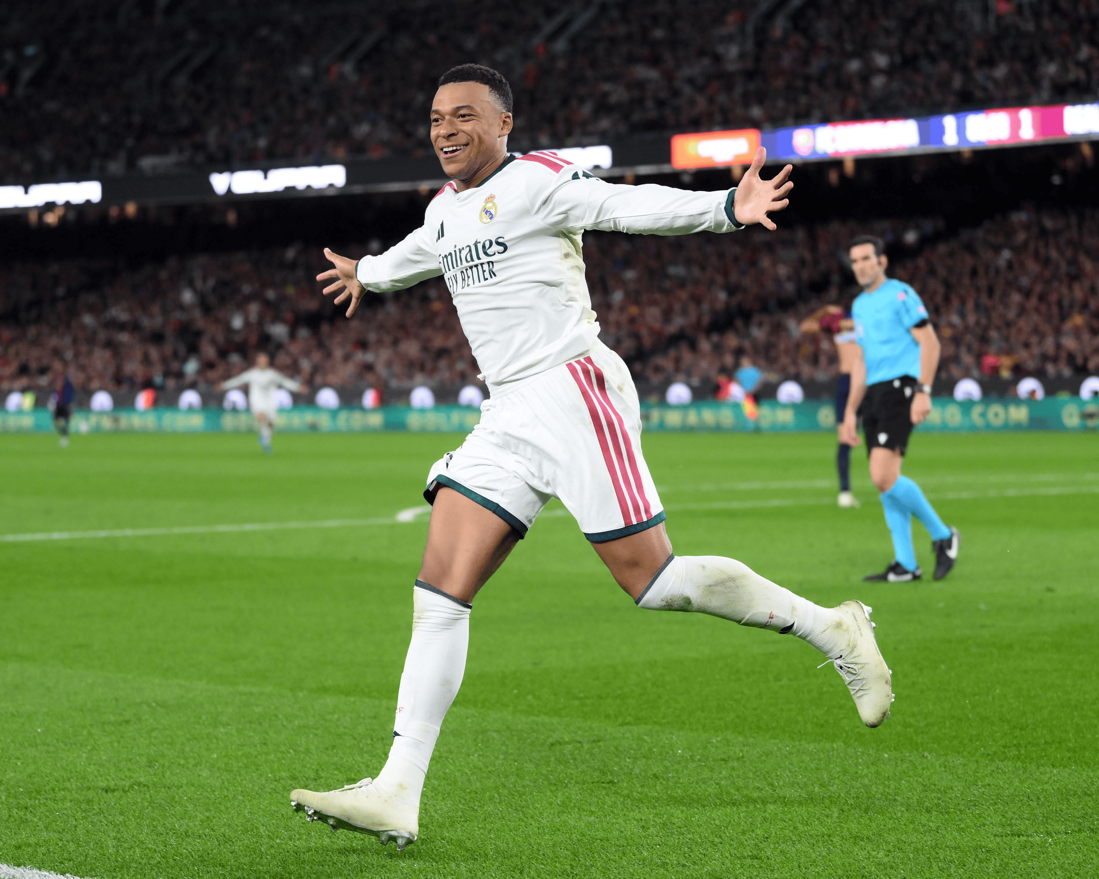 Mbappé hesht Camp Nou-n me dopietë, Reali mposht Barcelonën në El Clásico