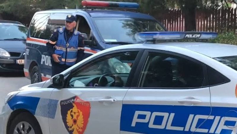 Qëlloi me armë zjarri para banesës së ish-bashkëjetueses në fshatin Luar, arrestohet 37-vjeçari