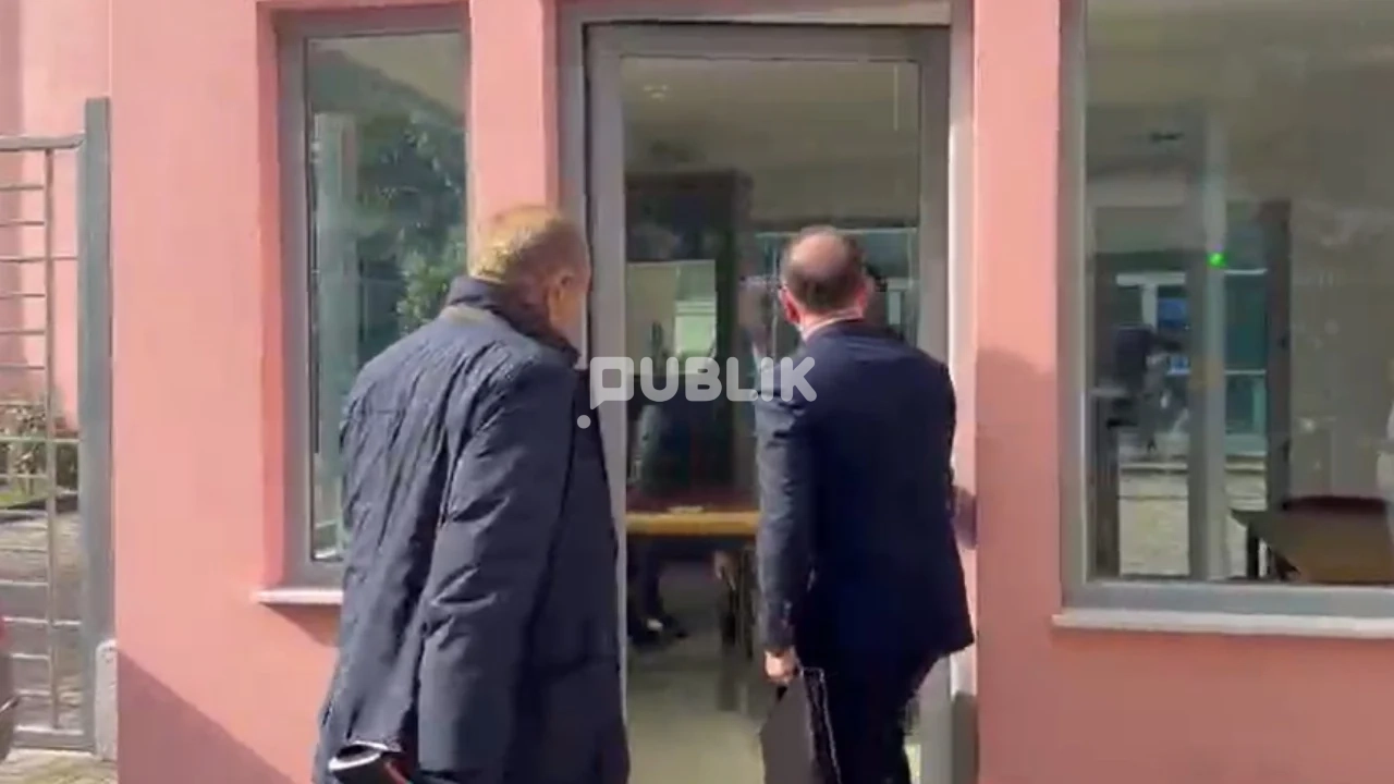 Behgjet Pacolli paraqitet në SPAK