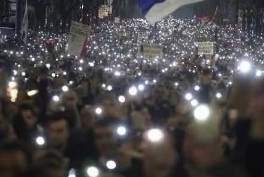 Erion Veliaj i çon mesazh Ramës: Protestat studentore nuk janë ‘fundi i botës’, por fundi i ‘një bote’