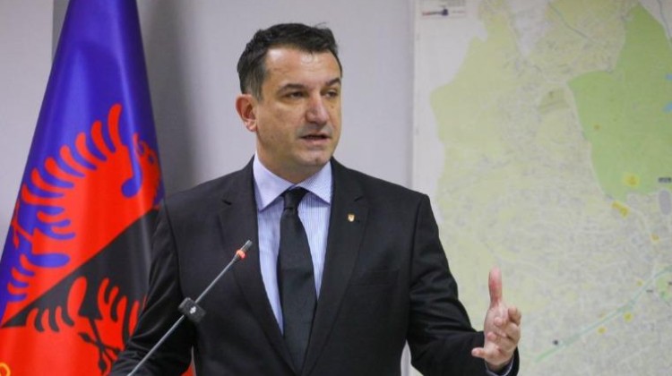 Erion Veliaj: Protestat studentore nuk janë “fundi i botës”, por fundi i “një bote”!
