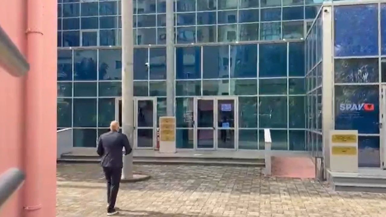 Gjyqi për Ervis Berberin, paraqiten në GJKKO Erald Elezi dhe Gentian Gjyli