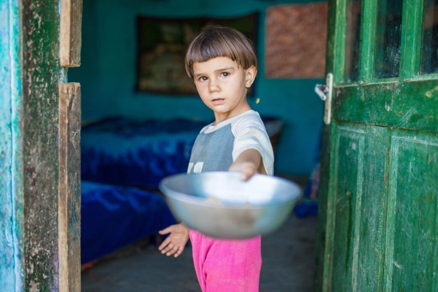 Mbi 26% e fëmijëve, më të rrezikuarit nga varfëria në Shqipëri, mungojnë politikat mbështetëse, pabarazia trashëgohet 