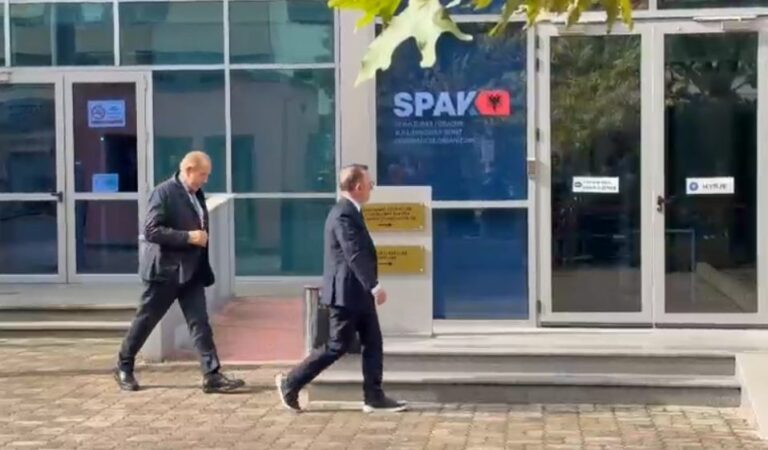 BKT ngec në Arbitrazh: JO ekzekutimit të kolaterali për kredinë e VIA. Pacolli 7 orë në SPAK. QKR i kthen Aksionet (DEKLARATA)