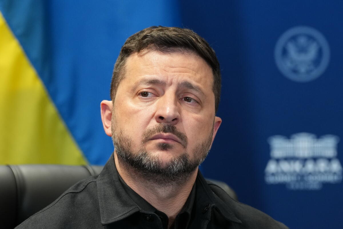 Sulmi rus në Kiev, një i vrarë dhe 10 të plagosur/ Zelensky: Vijojnë operacionet e shpëtimit