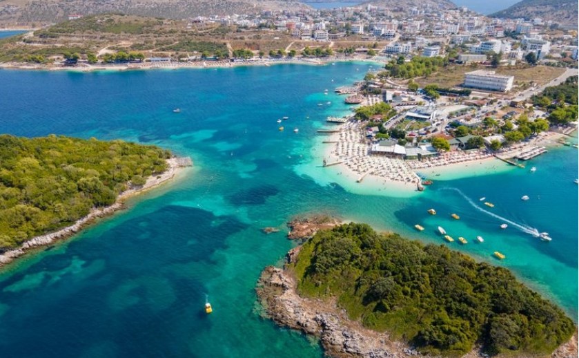 Shqipëria, turizmi në Shqipëri, media britanike, destinacionet turistike, pushime ekonomike, turizmi evropian, Shqipëria destinacion turistik, çmime të përballueshme, turistët britanikë, promovimi i Shqipërisë, pushime me kosto të ulët, Riviera Shqiptare, industria e turizmit, ekonomia shqiptare