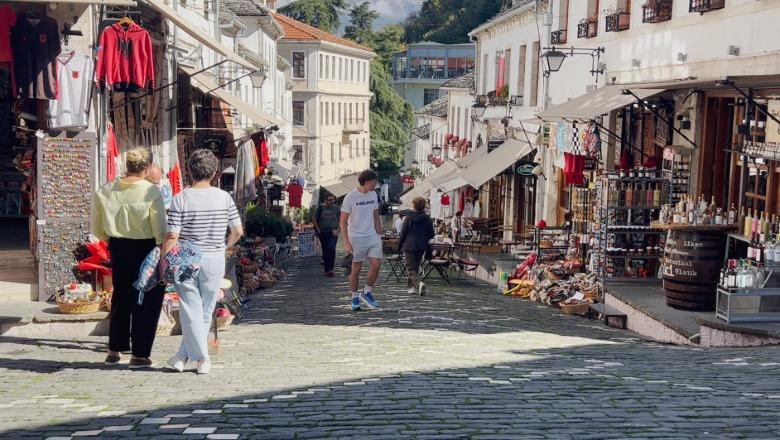 Protestat në Tiranë, shqetësim për turizmin në Gjirokastër, kreu i Odës së Tregtisë: Të tregohet kujdes me bizneset private, janë në mbijetesë