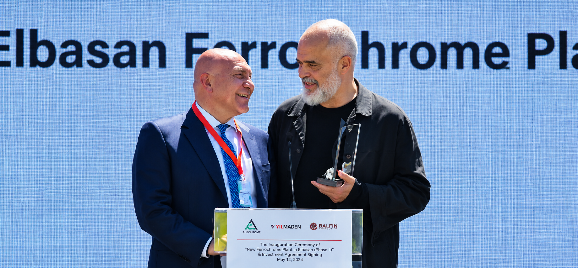 Mbi 300 ton mbetje toksike të Albchrome në qiell të hapur, alarm për Elbasanin
