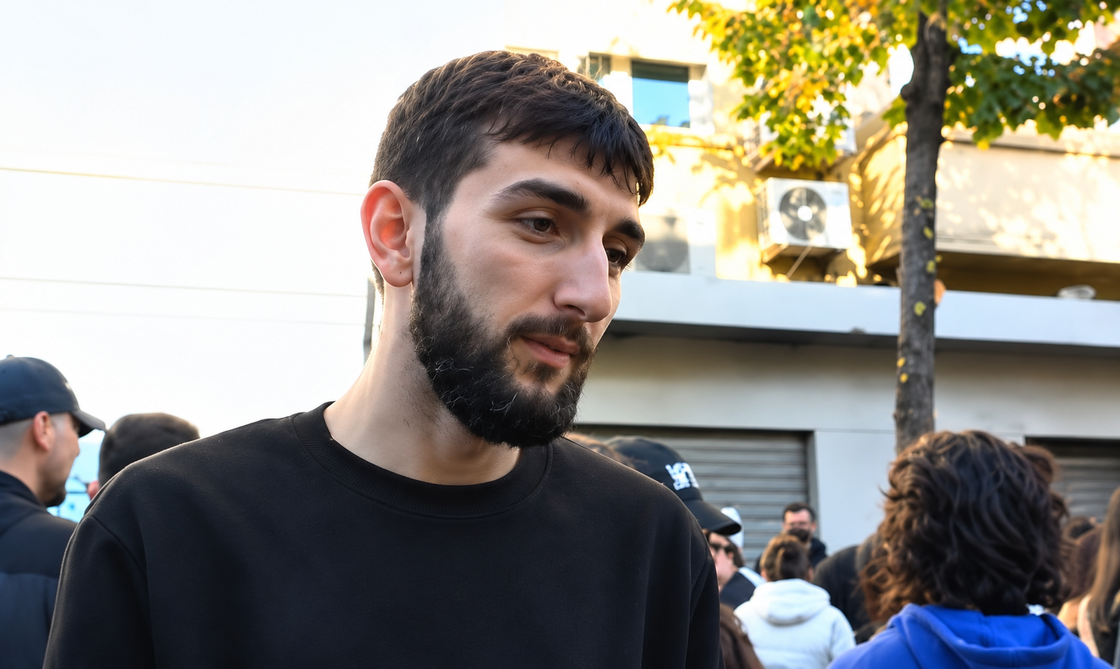 Protestuesi: Kryeministri ka vandalizuar shtetin, studentët të mobilizohen si në Serbi